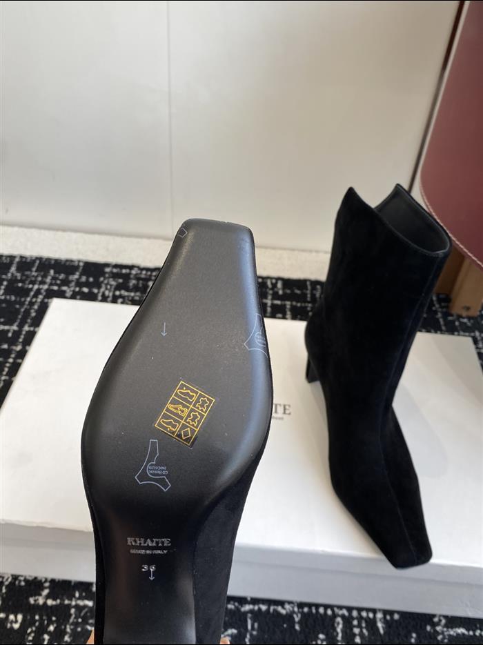 20251128174410326 390